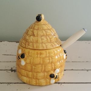 Beehive Honey Jar